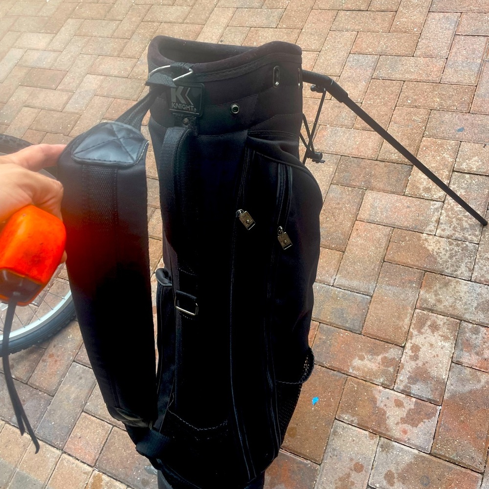 Knight Stand Bag With Shoulder Strap